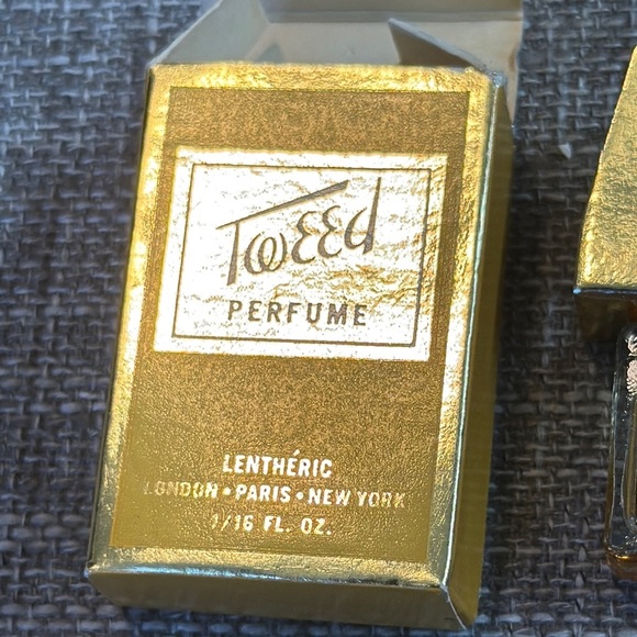 Vintage Gold Tweed Fragrance by Lentheric - Picture 3 of 5